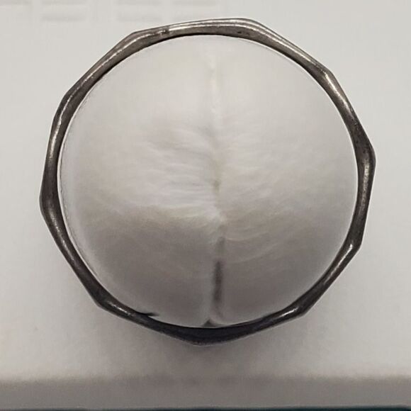 Silver Tone Ring  - Picture 4 of 5